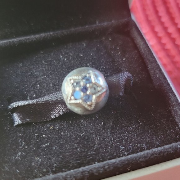 Pandora charm - Picture 2 of 2
